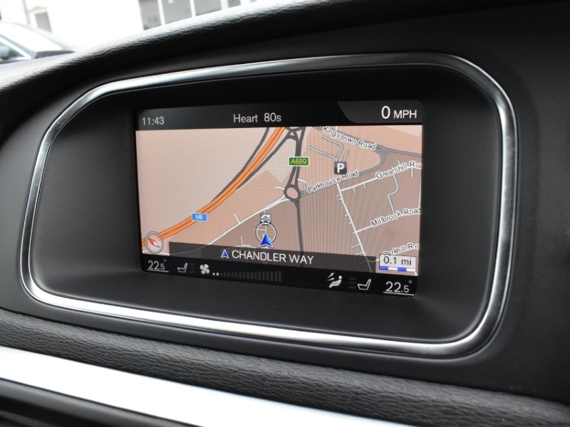 2018 (18) VOLVO V40 T3 [152] Cross Country Pro 5dr Geartronic 5239255