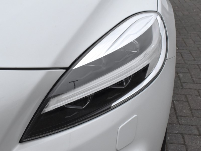 2018 (18) VOLVO V40 T3 [152] Cross Country Pro 5dr Geartronic 5239286