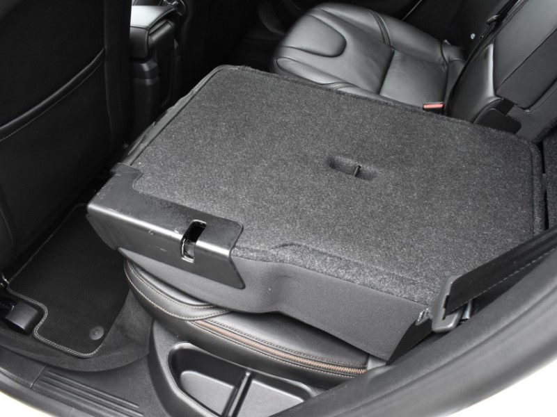 2018 (18) VOLVO V40 T3 [152] Cross Country Pro 5dr Geartronic 5239276