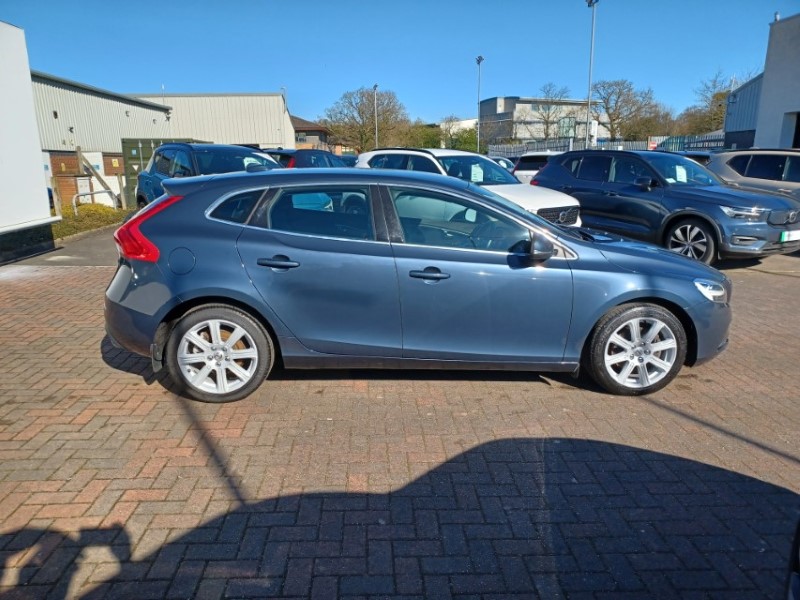 2019 (68) VOLVO V40 T3 [152] Inscription 5dr 5258767