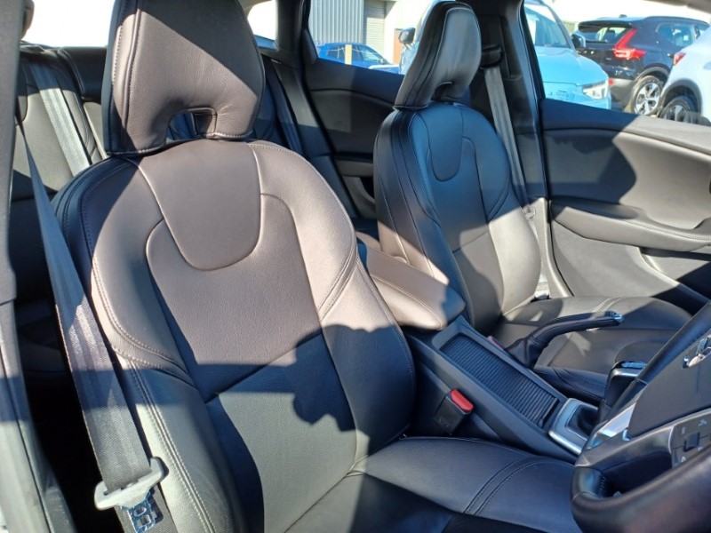 2019 (68) VOLVO V40 T3 [152] Inscription 5dr 5258837