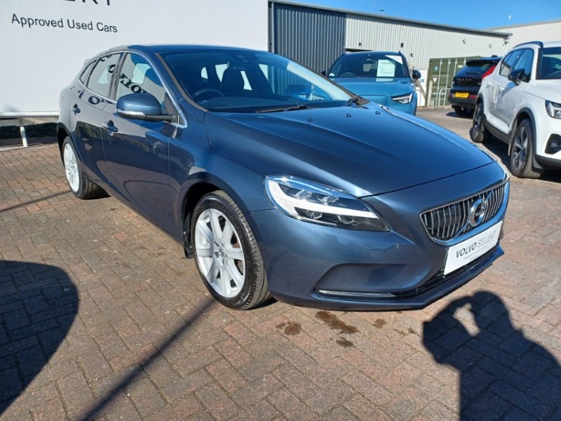 2019 (68) VOLVO V40 T3 [152] Inscription 5dr