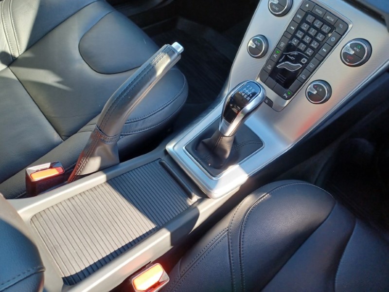 2019 (68) VOLVO V40 T3 [152] Inscription 5dr 5258832