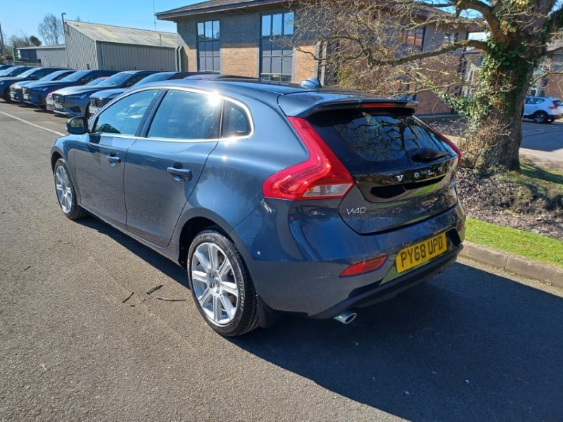 2019 (68) VOLVO V40 T3 [152] Inscription 5dr 5258768