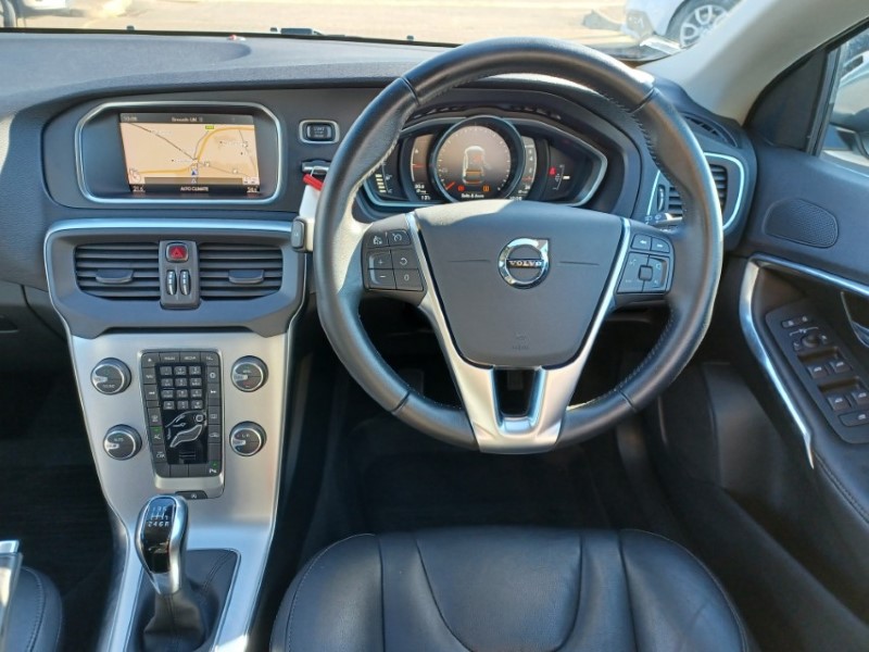 2019 (68) VOLVO V40 T3 [152] Inscription 5dr 5258840