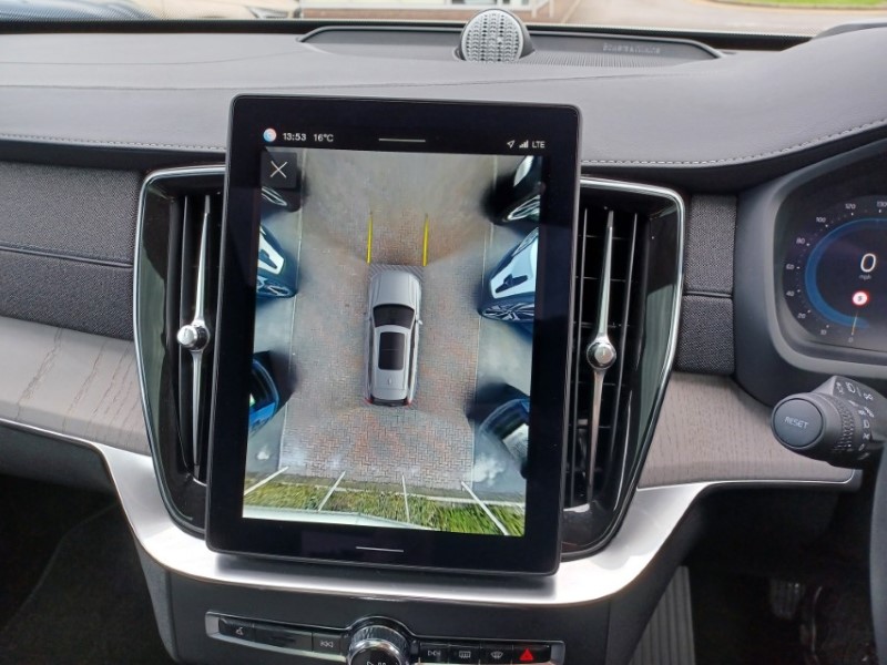 2025 (25) VOLVO XC90 2.0 T8 PHEV Ultra Bright 5dr AWD Geartronic 5266173