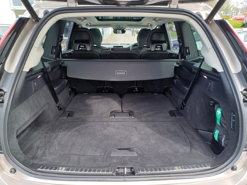 2025 (25) VOLVO XC90 2.0 T8 PHEV Ultra Bright 5dr AWD Geartronic 5266207