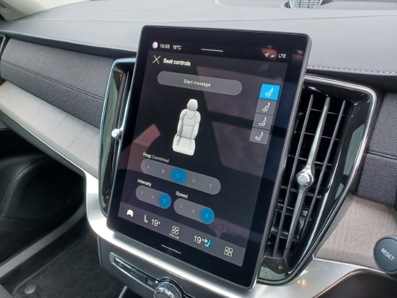 2025 (25) VOLVO XC90 2.0 T8 PHEV Ultra Bright 5dr AWD Geartronic 5266185