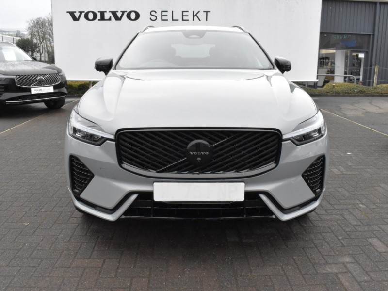 2025 (75) VOLVO XC60 2.0 B5P Plus Black Edition 5dr AWD Geartronic 5250040