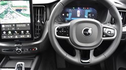 2025 (75) VOLVO XC60 2.0 B5P Plus Black Edition 5dr AWD Geartronic 5250074