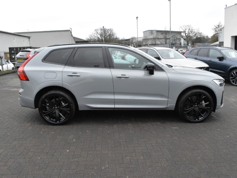2025 (75) VOLVO XC60 2.0 B5P Plus Black Edition 5dr AWD Geartronic 5250044