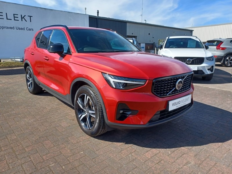 2023 (23) VOLVO XC40 2.0 B3P Plus Dark 5dr Auto