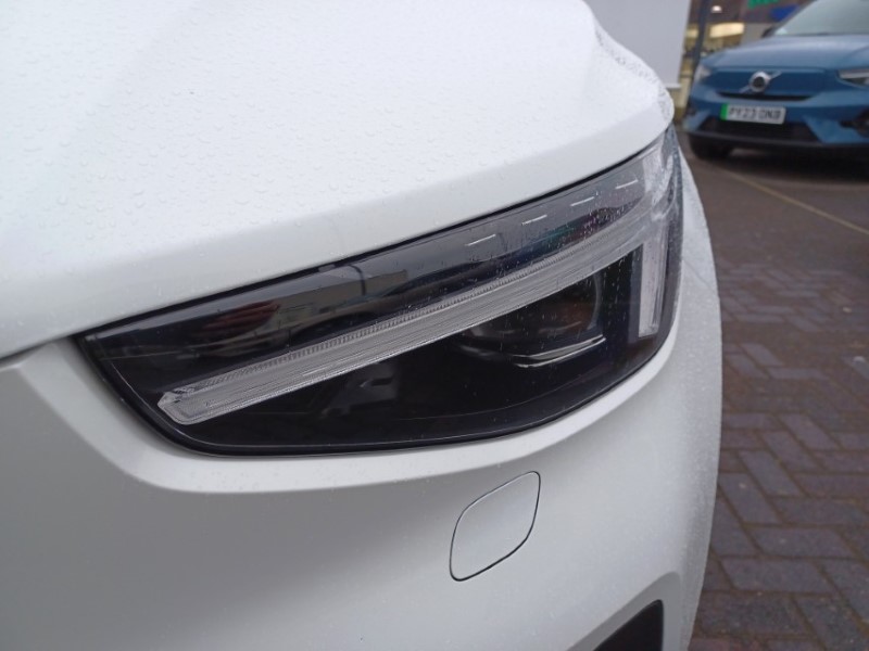 2025 (75) VOLVO XC40 2.0 B4P Ultra Bright 5dr Auto 5268886