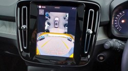 2025 (75) VOLVO XC40 2.0 B4P Ultra Bright 5dr Auto 5268787