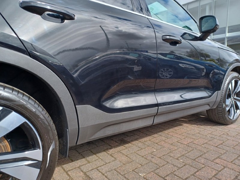 2025 (25) VOLVO XC40 2.0 B3P Ultra Bright 5dr Auto 5298965