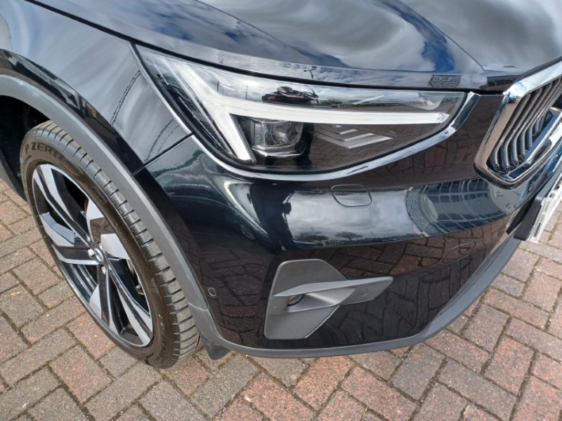 2025 (25) VOLVO XC40 2.0 B3P Ultra Bright 5dr Auto 5298966
