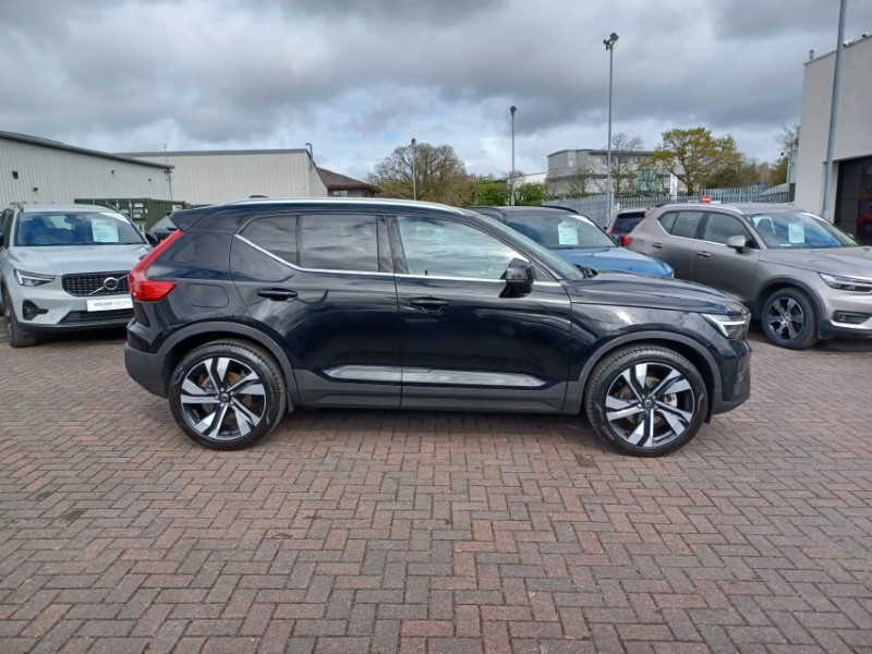 2025 (25) VOLVO XC40 2.0 B3P Ultra Bright 5dr Auto 5298915