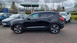 2025 (25) VOLVO XC40 2.0 B3P Ultra Bright 5dr Auto 5298914
