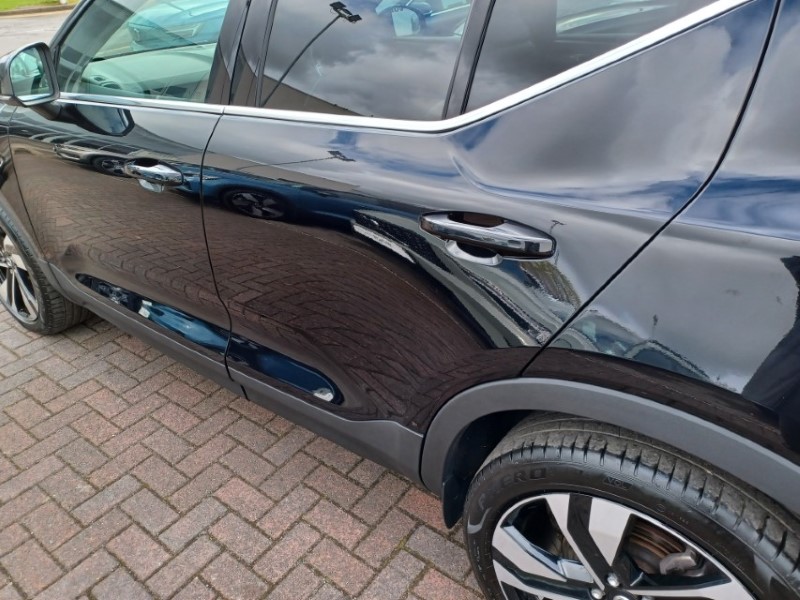 2025 (25) VOLVO XC40 2.0 B3P Ultra Bright 5dr Auto 5298960
