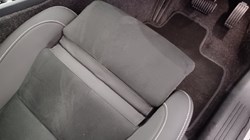 2025 (74) VOLVO XC40 2.0 B3P Plus Dark 5dr Auto 5330863