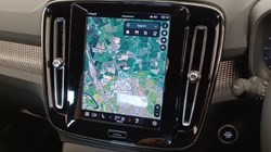 2025 (74) VOLVO XC40 2.0 B3P Plus Dark 5dr Auto 5330852