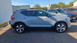 2025 (74) VOLVO XC40 2.0 B3P Plus Dark 5dr Auto 5330771