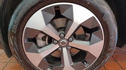 2025 (74) VOLVO XC40 2.0 B3P Plus Dark 5dr Auto 5330884