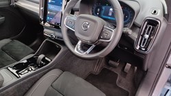 2025 (74) VOLVO XC40 2.0 B3P Plus Dark 5dr Auto 5330865