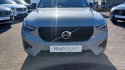 2025 (74) VOLVO XC40 2.0 B3P Plus Dark 5dr Auto 5330766