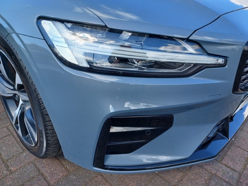 2022 (72) VOLVO S60 2.0 B5P R DESIGN 4dr Auto 5315546