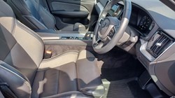 2022 (72) VOLVO S60 2.0 B5P R DESIGN 4dr Auto 5315523
