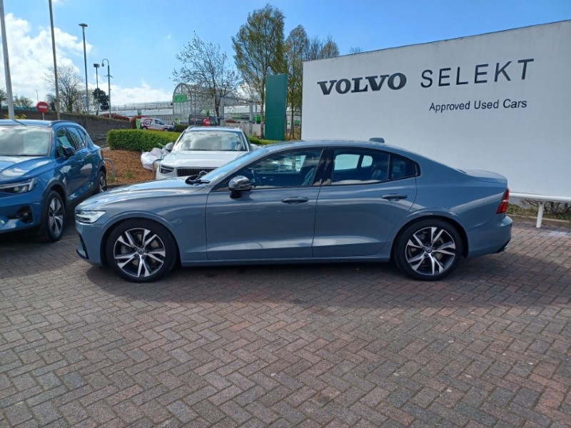 2022 (72) VOLVO S60 2.0 B5P R DESIGN 4dr Auto 5315507