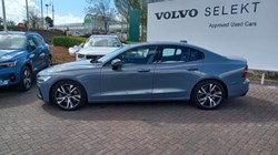 2022 (72) VOLVO S60 2.0 B5P R DESIGN 4dr Auto 5315507