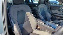 2022 (72) VOLVO S60 2.0 B5P R DESIGN 4dr Auto 5315526