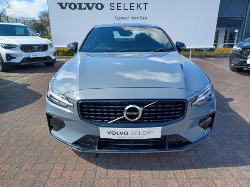 2022 (72) VOLVO S60 2.0 B5P R DESIGN 4dr Auto 5315501