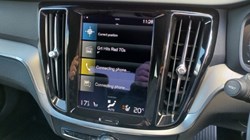 2022 (72) VOLVO S60 2.0 B5P R DESIGN 4dr Auto 5315508