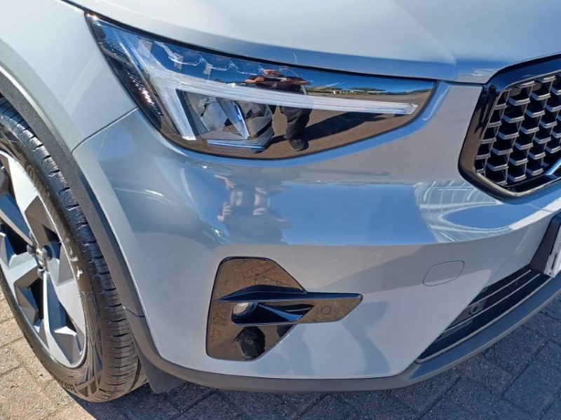 2025 (75) VOLVO XC40 2.0 B3P Plus Dark 5dr Auto 5350932