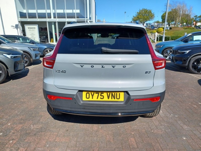 2025 (75) VOLVO XC40 2.0 B3P Plus Dark 5dr Auto 5350935