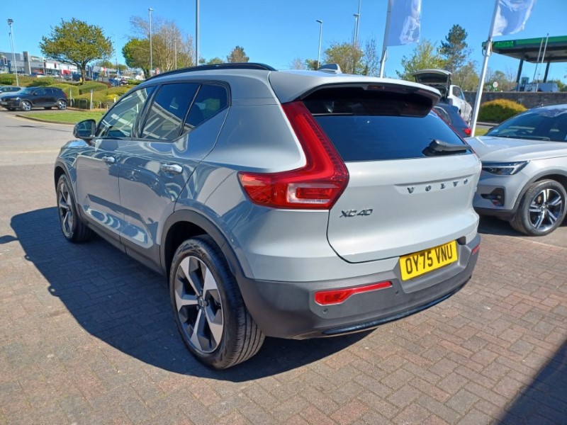 2025 (75) VOLVO XC40 2.0 B3P Plus Dark 5dr Auto 5350829