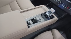 2025 (25) VOLVO XC90 2.0 B5P Plus Dark 5dr AWD Geartronic 5352699