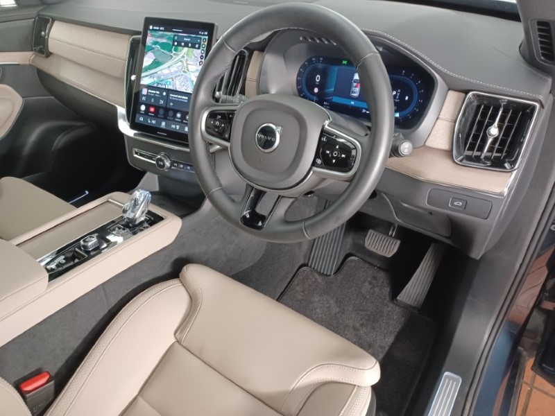 2025 (25) VOLVO XC90 2.0 B5P Plus Dark 5dr AWD Geartronic 5352707