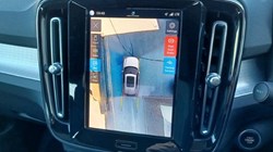 2023 (23) VOLVO XC40 2.0 B4P Plus Dark 5dr Auto 5348829