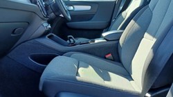 2023 (23) VOLVO XC40 2.0 B4P Plus Dark 5dr Auto 5348846