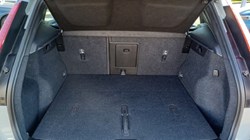 2023 (23) VOLVO XC40 2.0 B4P Plus Dark 5dr Auto 5348852