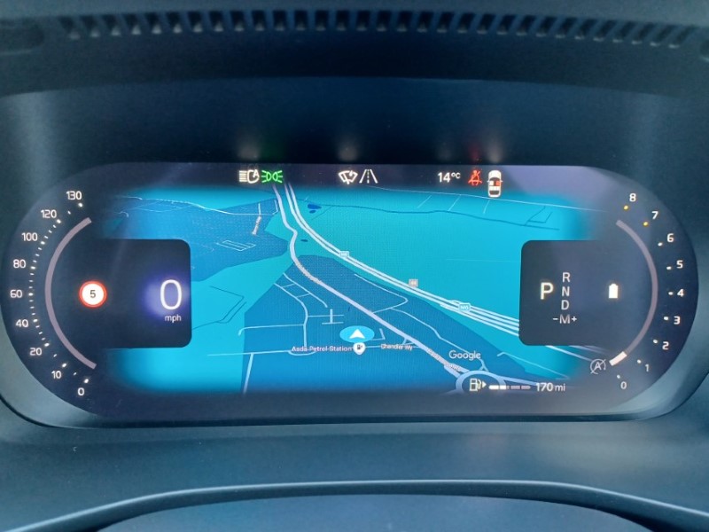 2023 (23) VOLVO XC40 2.0 B4P Plus Dark 5dr Auto 5348821