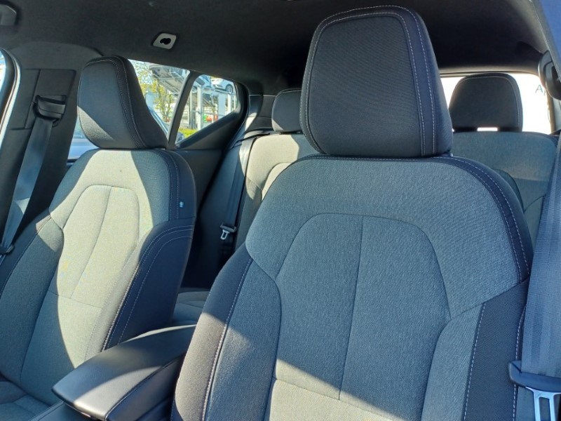 2023 (23) VOLVO XC40 2.0 B4P Plus Dark 5dr Auto 5348849