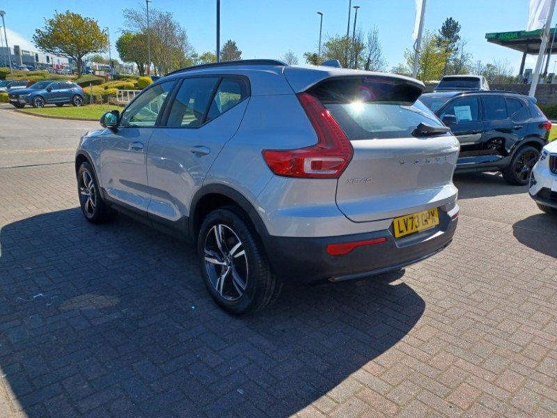 2023 (73) VOLVO XC40 2.0 B3P Plus Dark 5dr Auto 5337826