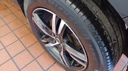 2023 (73) VOLVO XC40 2.0 B3P Plus Dark 5dr Auto 5337867