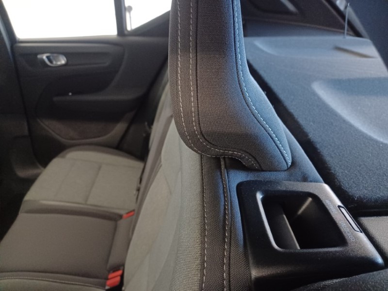 2023 (73) VOLVO XC40 2.0 B3P Plus Dark 5dr Auto 5337868