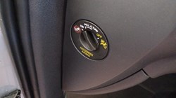 2023 (73) VOLVO XC40 2.0 B3P Plus Dark 5dr Auto 5337856